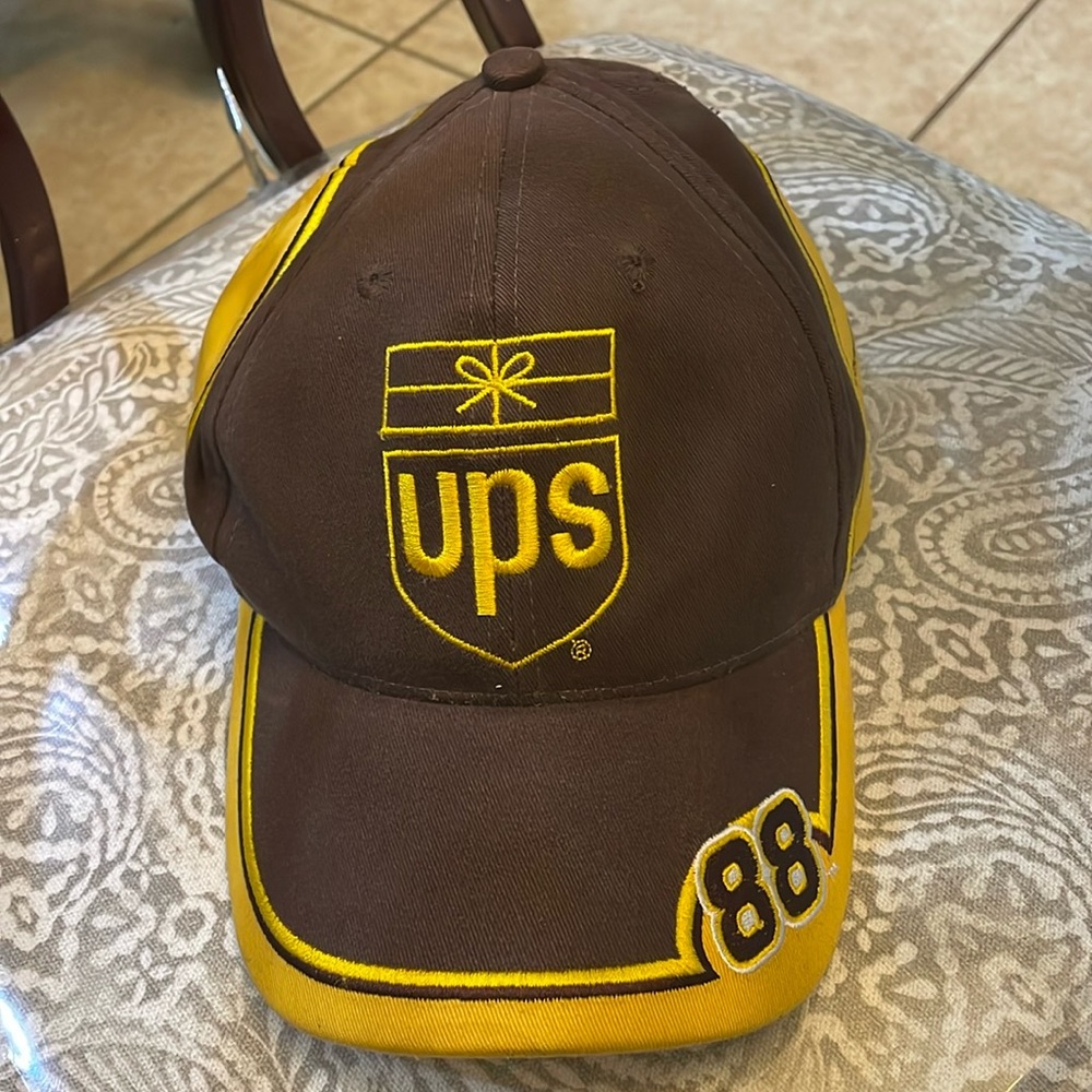 Vintage Dale Jarrett #88 UPS Nascar Racing Hat Cap‎ Brown yellow 90’s
